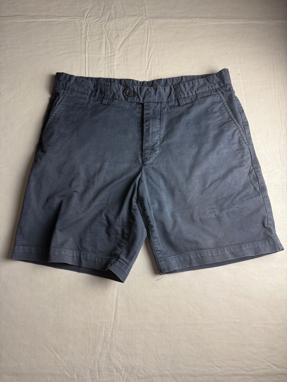 Slate & Stone Men's Navy Flat-Front Chino Shorts Pockets Belt Loops Size 32